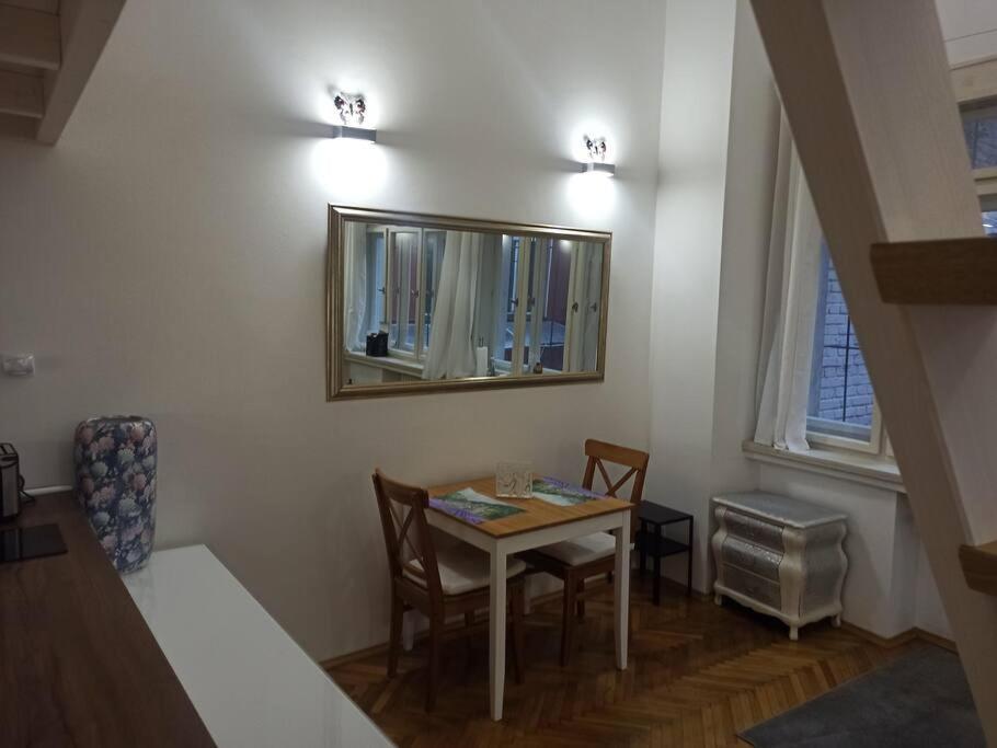 Unique Near Charles Bridge Apartamento Praga